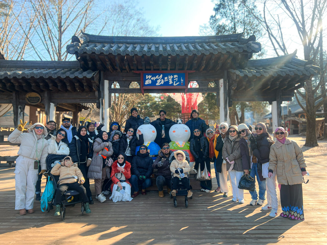 Foto grup Double Helix Indonesia di Korea Selatan · Musim Dingin