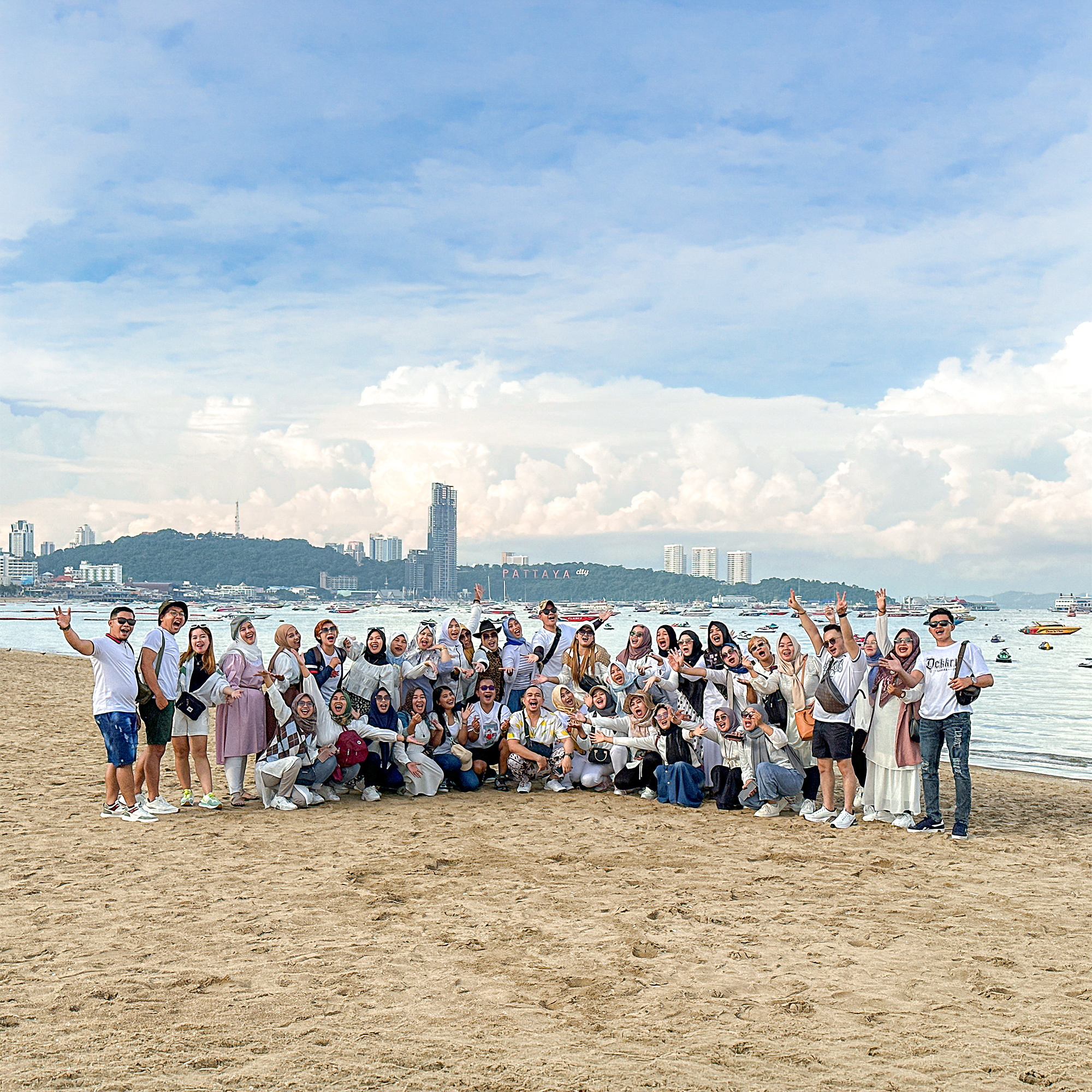 Foto grup Grya Beauty di Bangkok - Pattaya